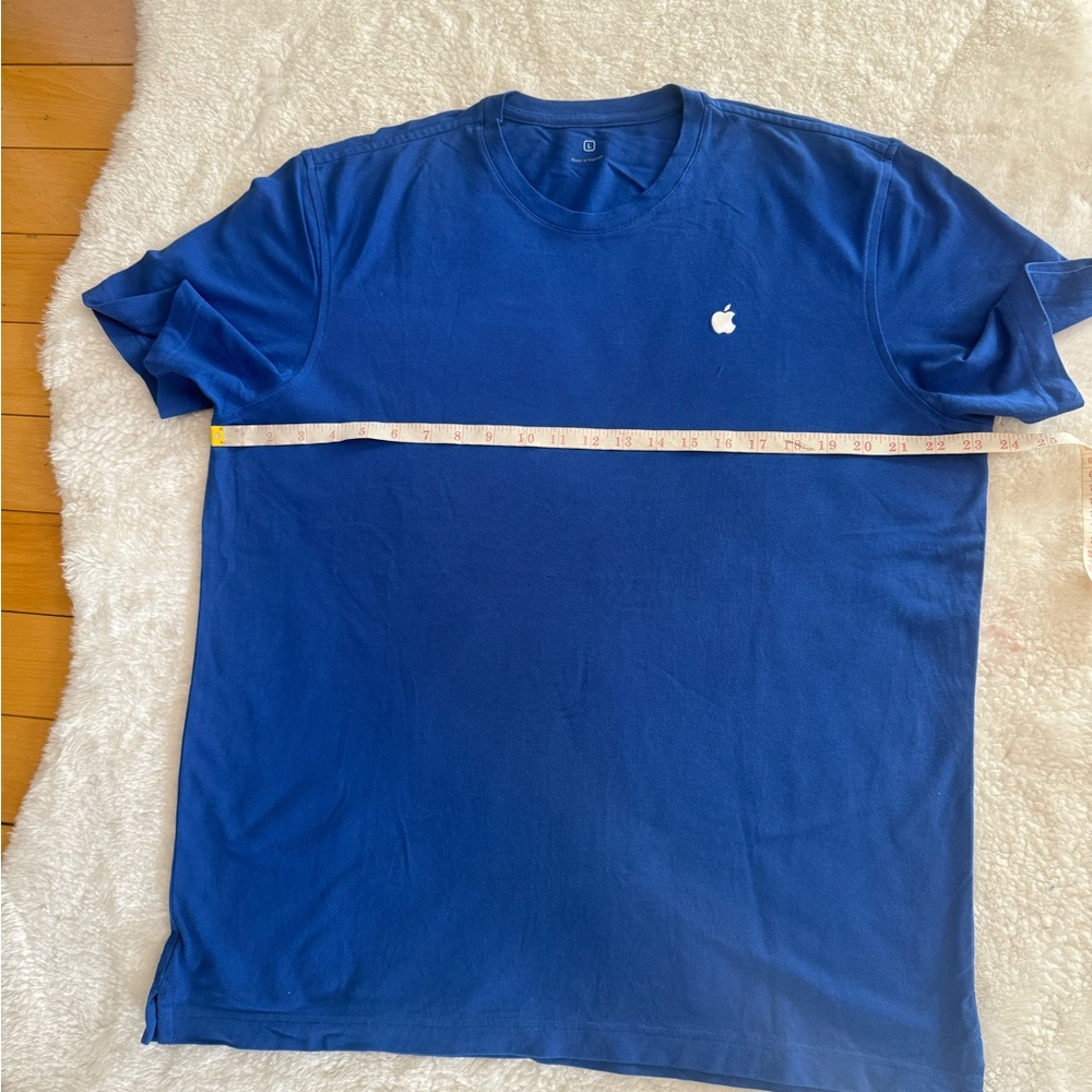 APPLE STORE Employee Staff Adult Blue Crewneck T-Shirt - Size Large  Knit - Picture 3 of 6